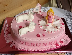 52.-dort-s-princezniou-a-jednorozcem.jpg